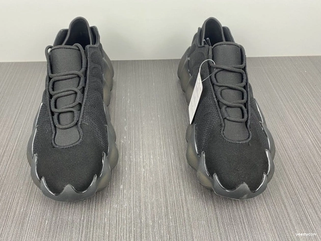 ADIDAS H68032 YEEZY 400 0730